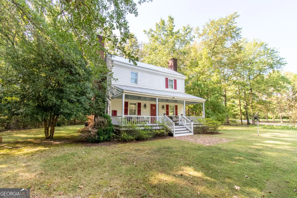 1651 Mergendollar RD Good Hope, GA 30641
