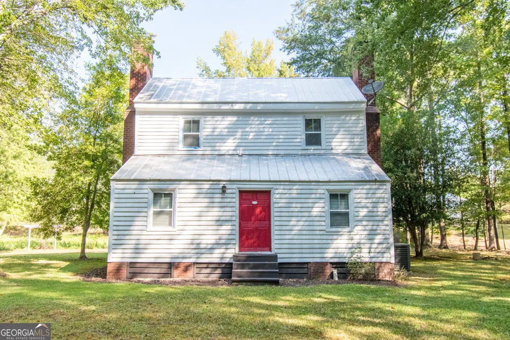 1651 Mergendollar RD Good Hope, GA 30641
