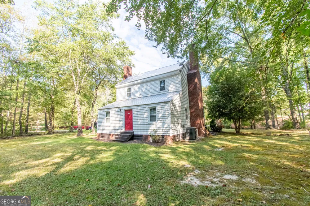 1651 Mergendollar RD Good Hope, GA 30641
