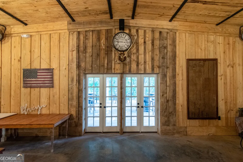 1651 Mergendollar RD Good Hope, GA 30641