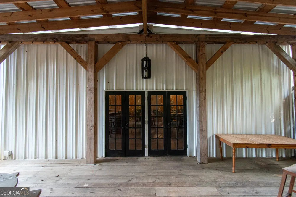 1651 Mergendollar RD Good Hope, GA 30641
