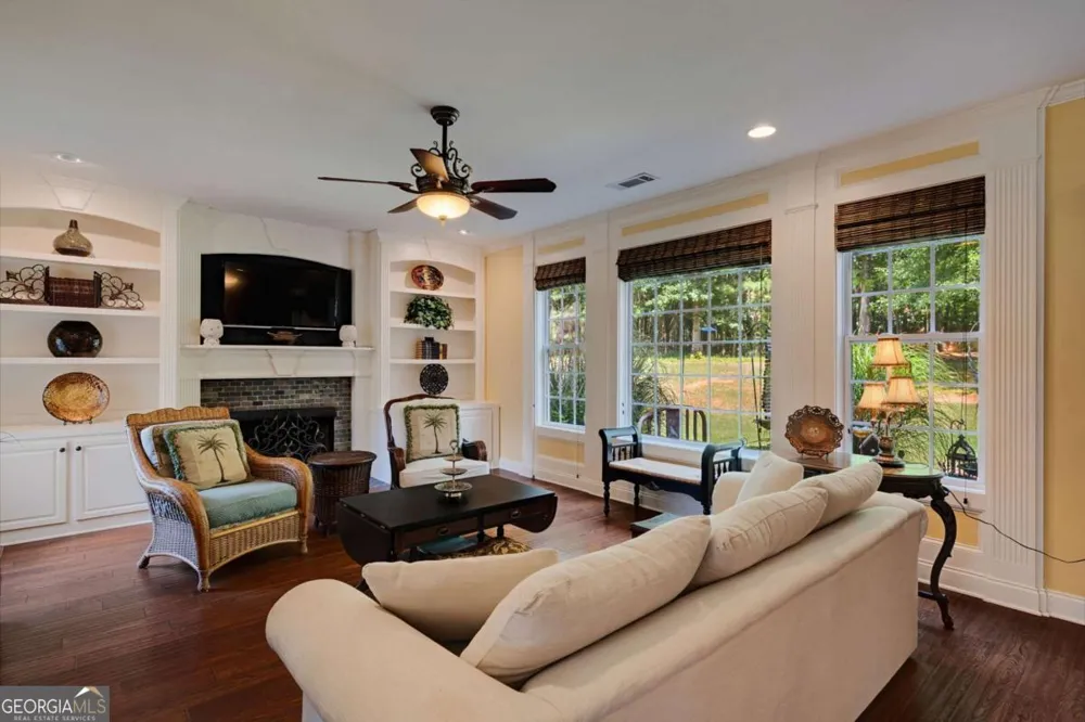 2103 Whitlow View DR Bishop, GA 30621
