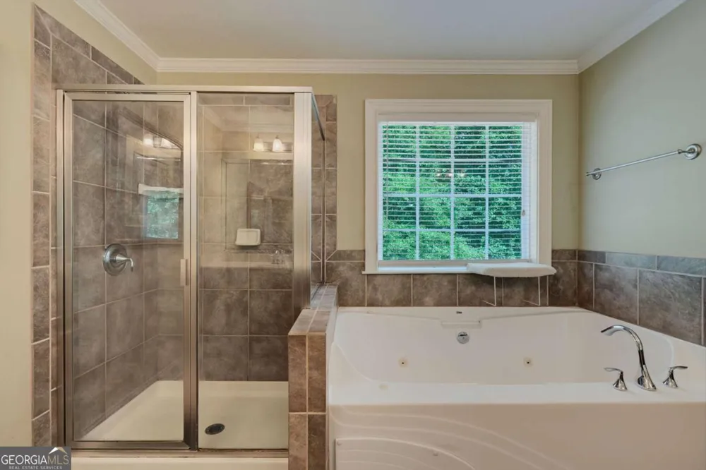 2103 Whitlow View DR Bishop, GA 30621