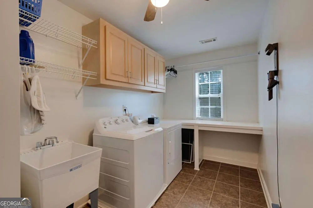2103 Whitlow View DR Bishop, GA 30621