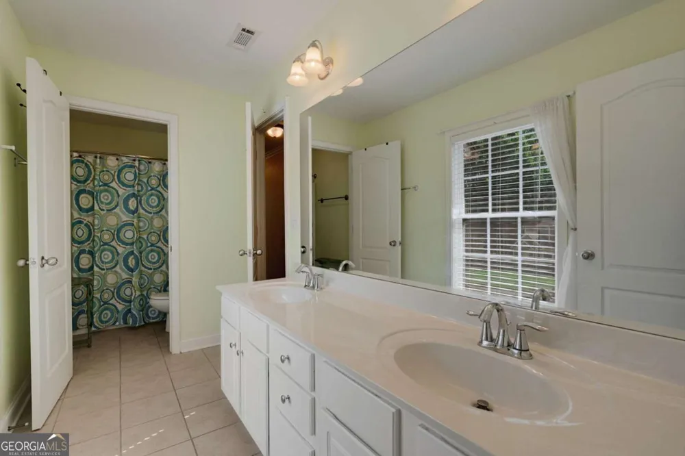 2103 Whitlow View DR Bishop, GA 30621