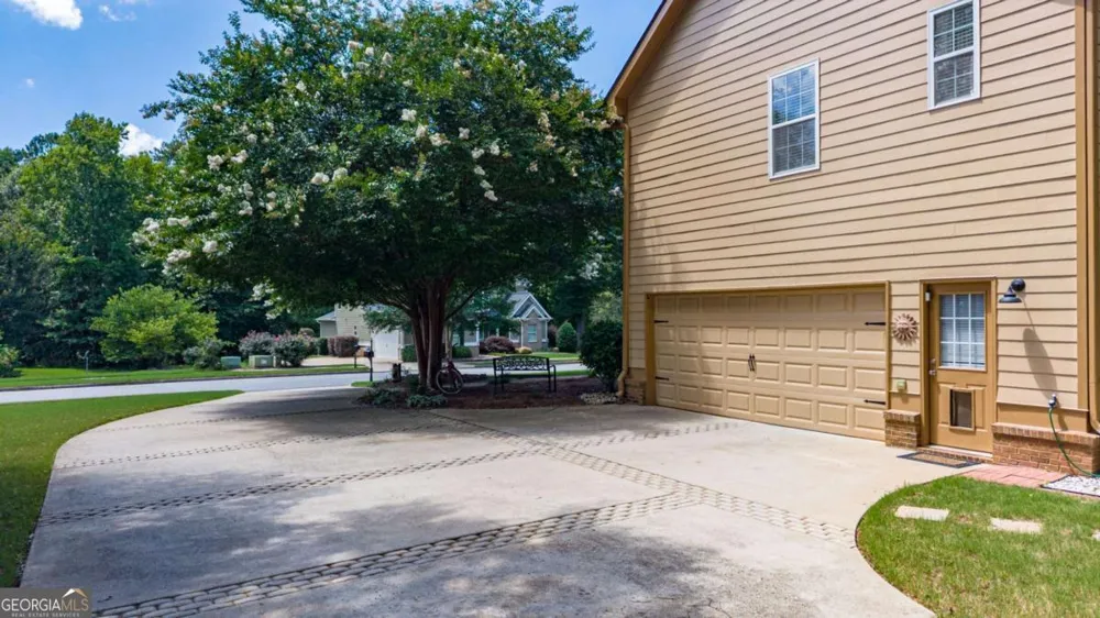 2103 Whitlow View DR Bishop, GA 30621