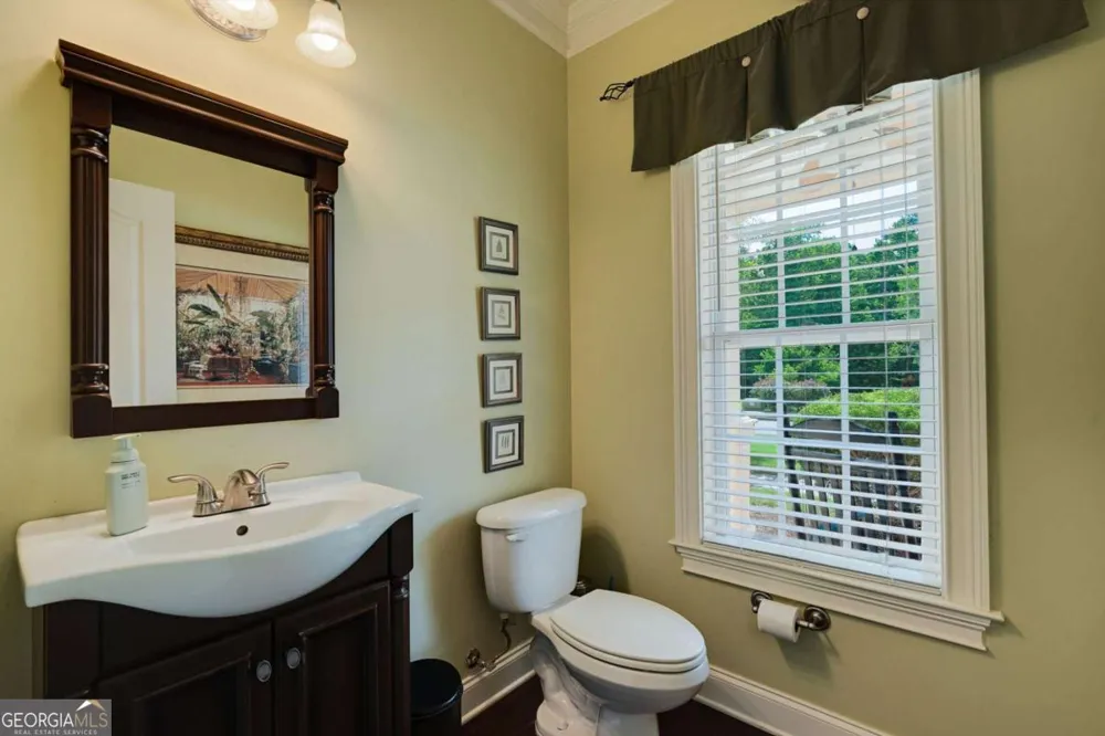 2103 Whitlow View DR Bishop, GA 30621