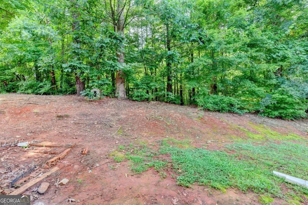 486 Berckman DR NW Lilburn, GA 30047
