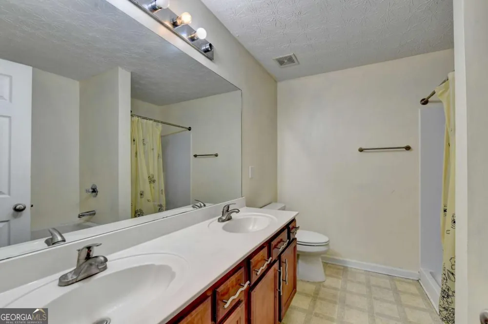 486 Berckman DR NW Lilburn, GA 30047
