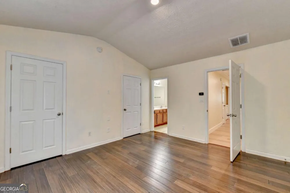 486 Berckman DR NW Lilburn, GA 30047