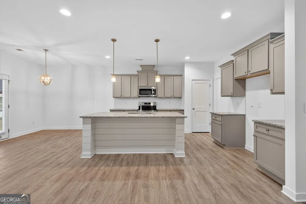 103 Royal Tern LN Warner Robins, GA 31088