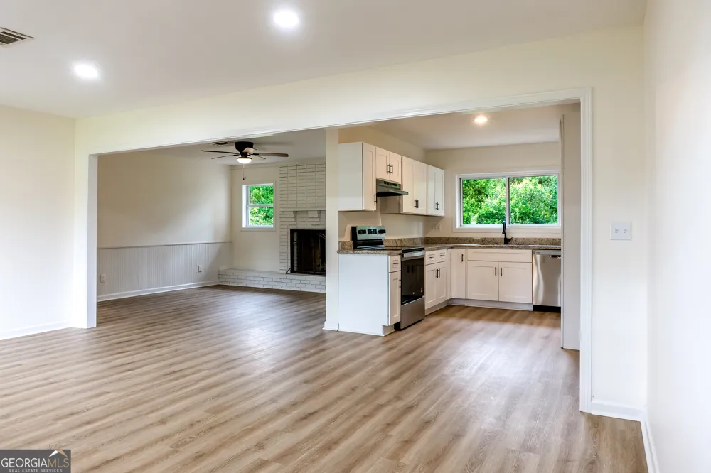 2057 Proctor ST Rentz, GA 31075