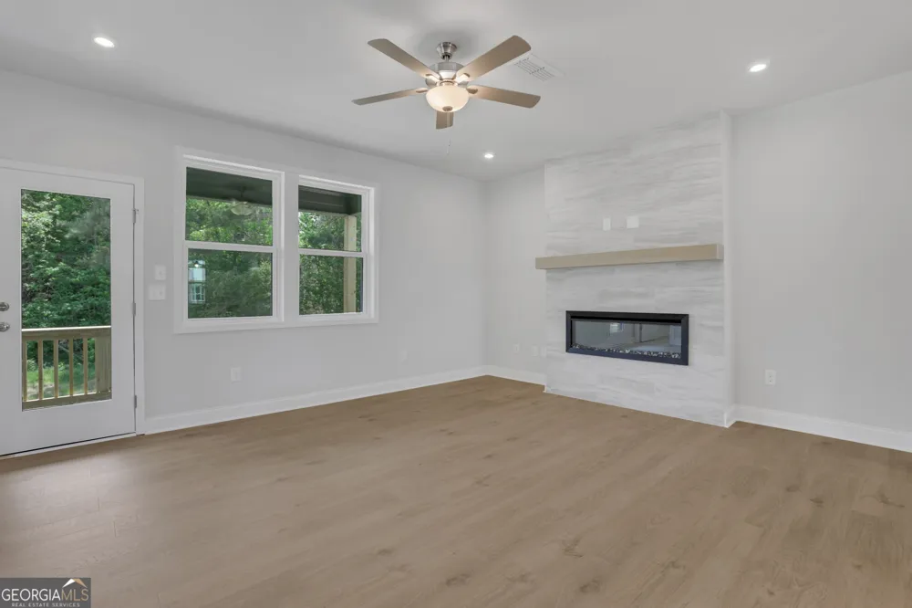 386 Sunset Hollow ST Sugar Hill, GA 30518
