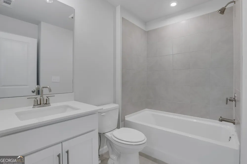 386 Sunset Hollow ST Sugar Hill, GA 30518
