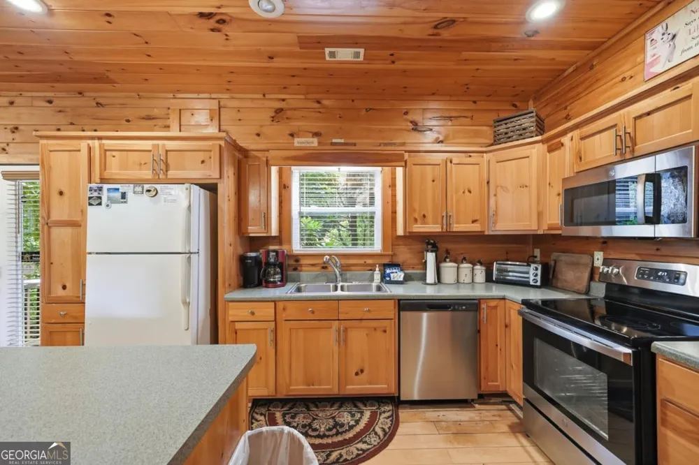 76 River Forest PL Suches, GA 30572
