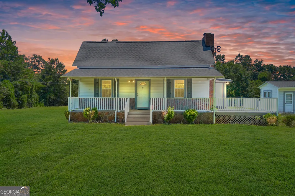 303 Oak Way DR Eastanollee, GA 30538