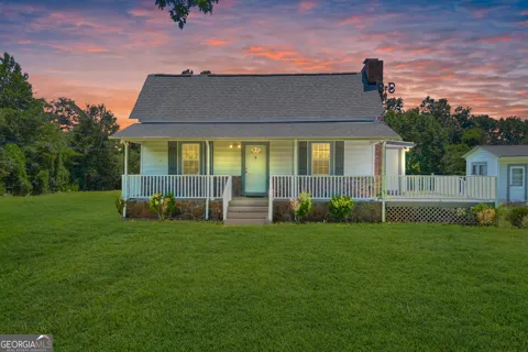 303 Oak Way DR