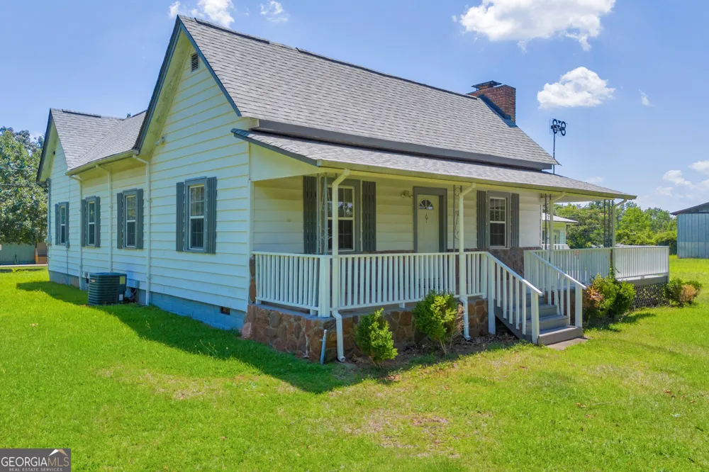 303 Oak Way DR Eastanollee, GA 30538