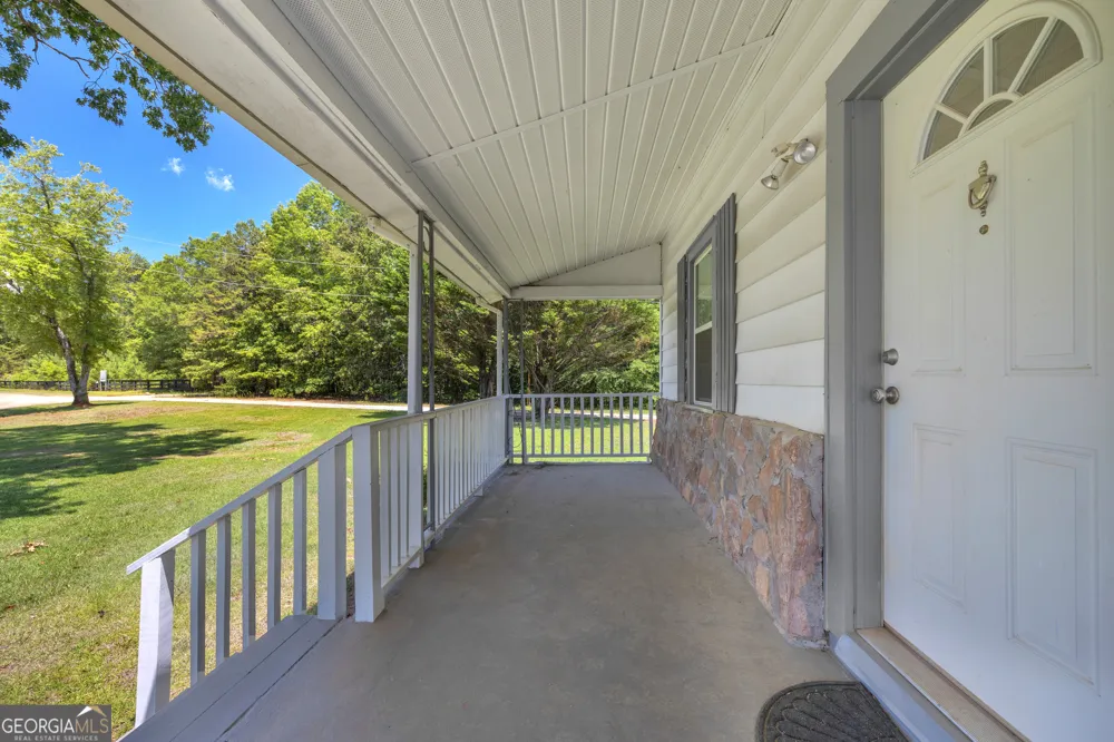 303 Oak Way DR Eastanollee, GA 30538