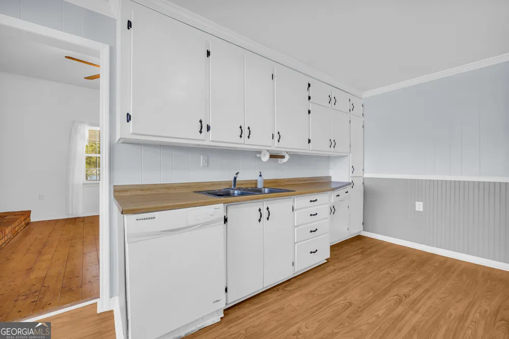 303 Oak Way DR Eastanollee, GA 30538