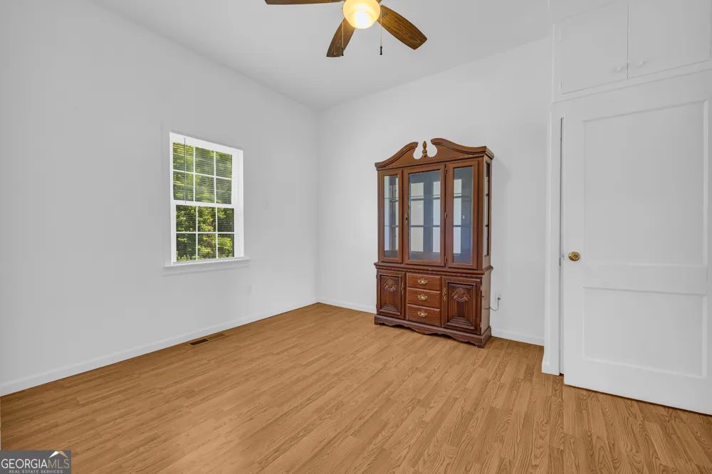 303 Oak Way DR Eastanollee, GA 30538