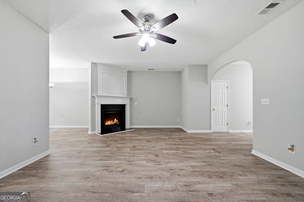 5682 Lawley DR Johns Creek, GA 30022