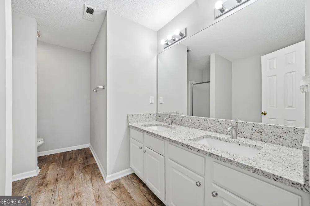 5682 Lawley DR Johns Creek, GA 30022