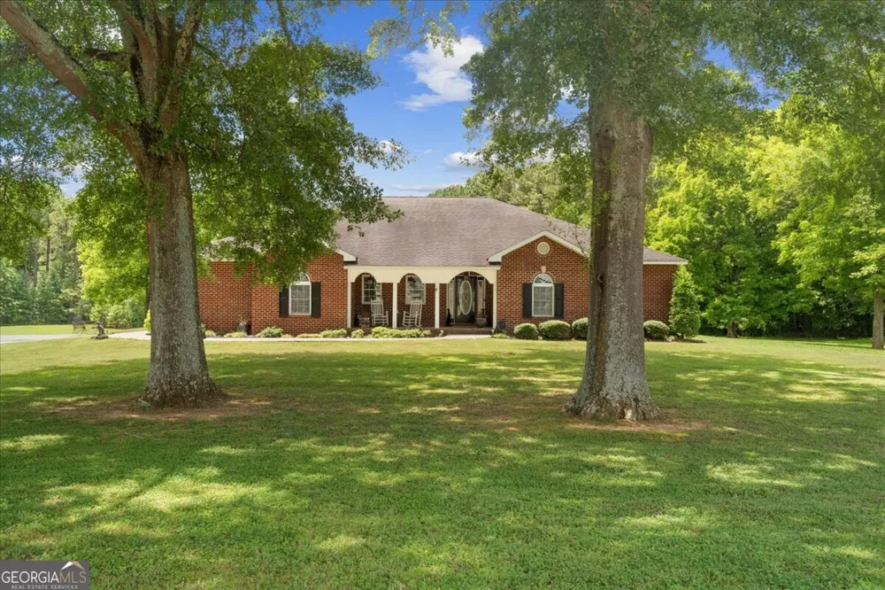 302 Tate Bend RD NW Calhoun, GA 30701