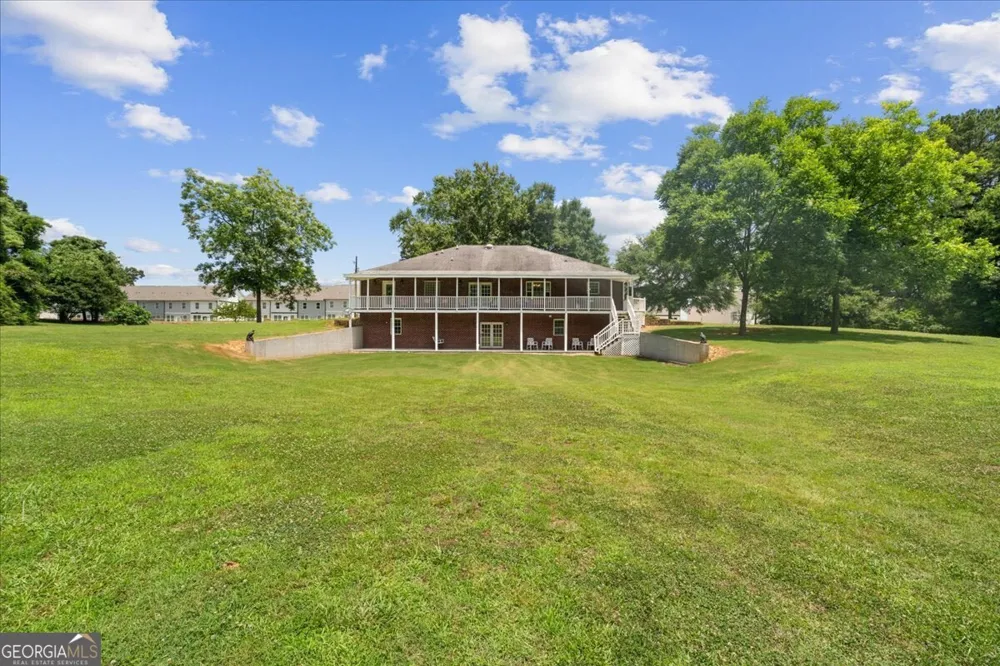 302 Tate Bend RD NW Calhoun, GA 30701