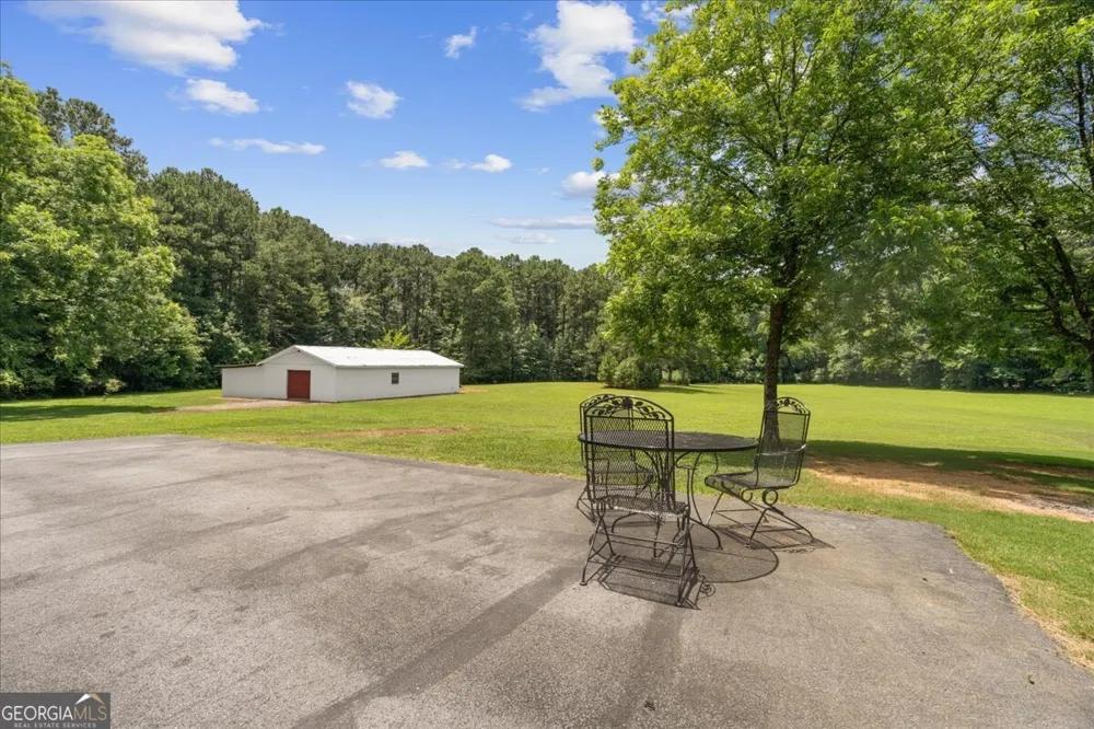 302 Tate Bend RD NW Calhoun, GA 30701