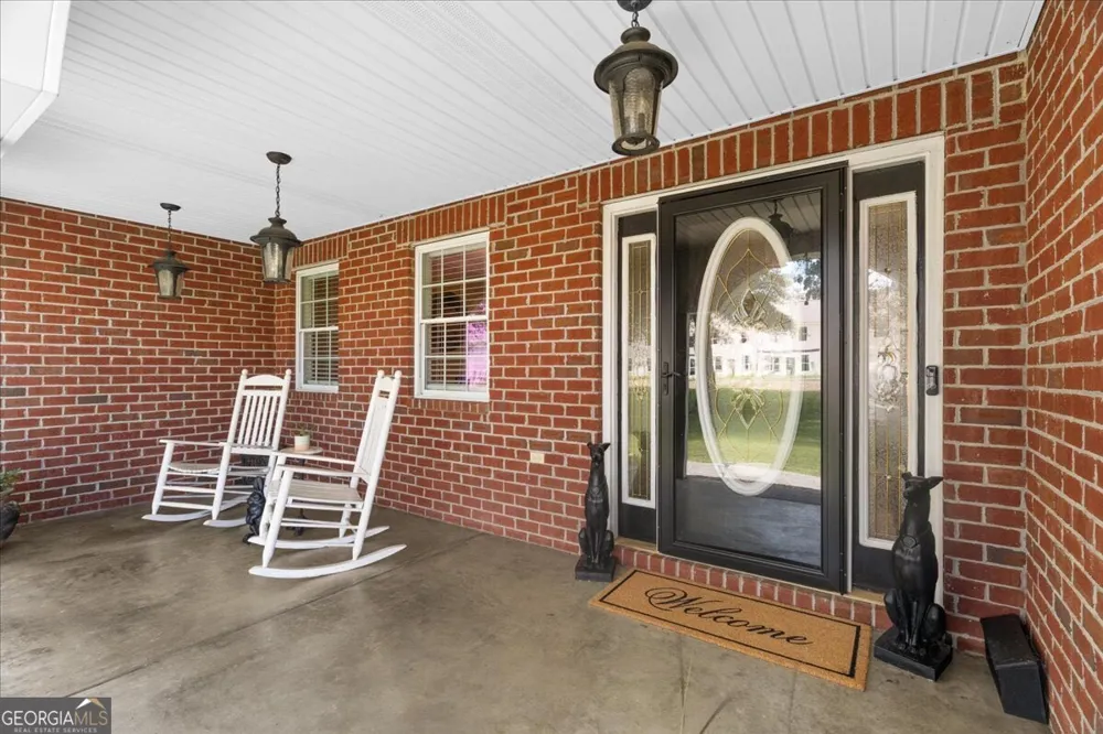 302 Tate Bend RD NW Calhoun, GA 30701