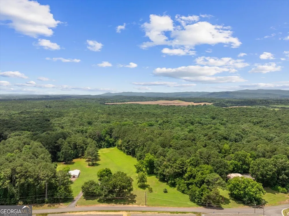 302 Tate Bend RD NW Calhoun, GA 30701