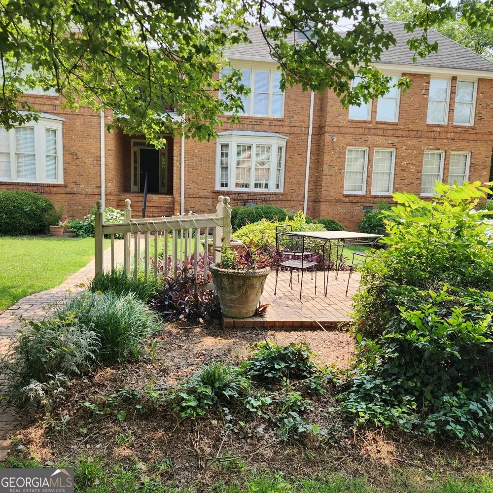 175 Corbin AVE Macon, GA 31204