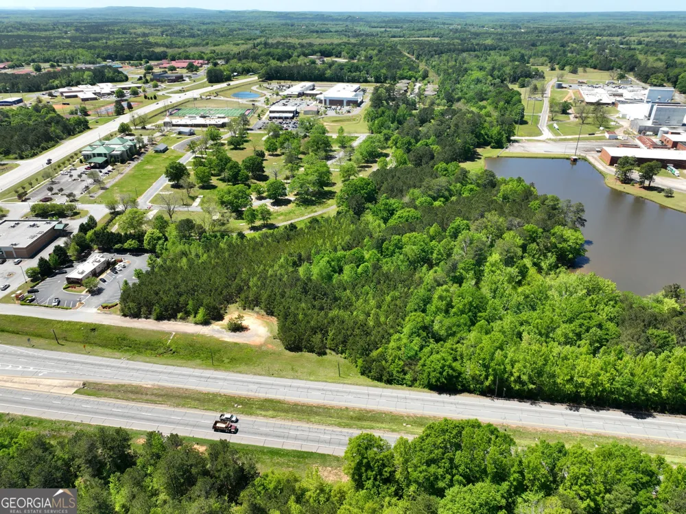 0 Veterans PKWY Barnesville, GA 30204