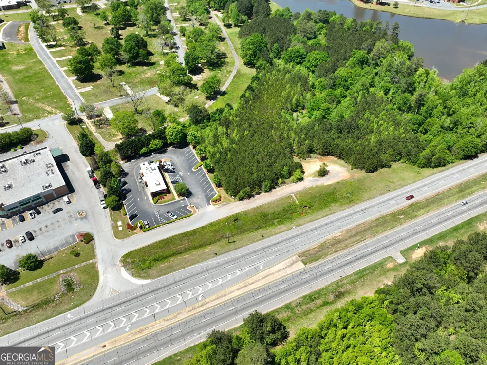 0 Veterans PKWY Barnesville, GA 30204