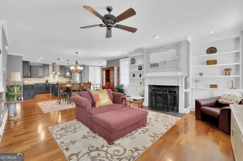 2200 Edgartown LN SE
