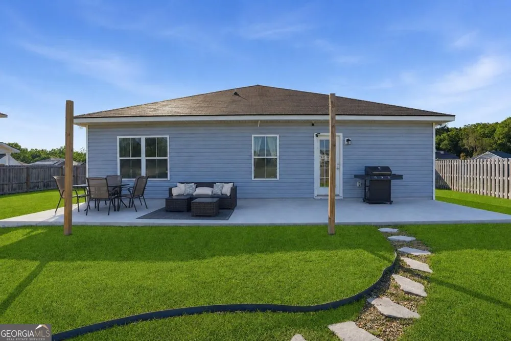 138 Cherokee Oaks XING Hinesville, GA 31313