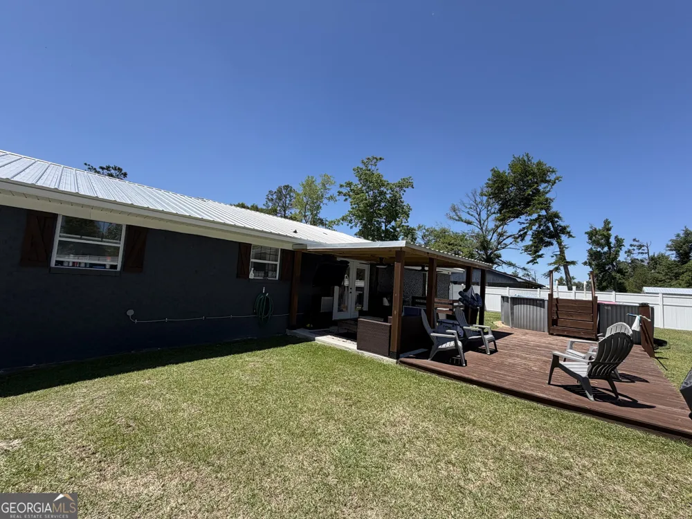 53 Carey DR Hazlehurst, GA 31539