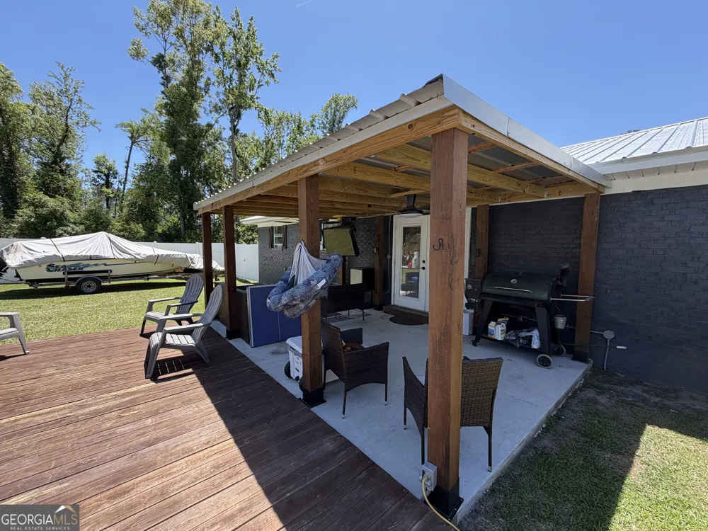 53 Carey DR Hazlehurst, GA 31539