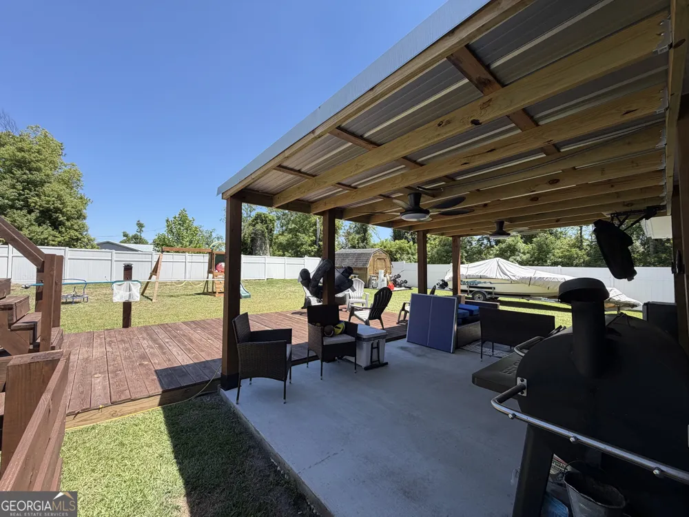 53 Carey DR Hazlehurst, GA 31539
