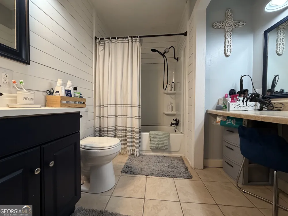 53 Carey DR Hazlehurst, GA 31539