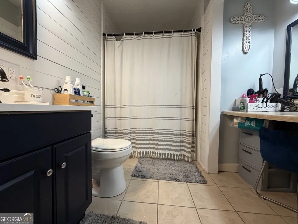 53 Carey DR Hazlehurst, GA 31539