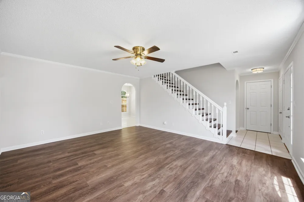 401 Live Oak LN Dalton, GA 30721