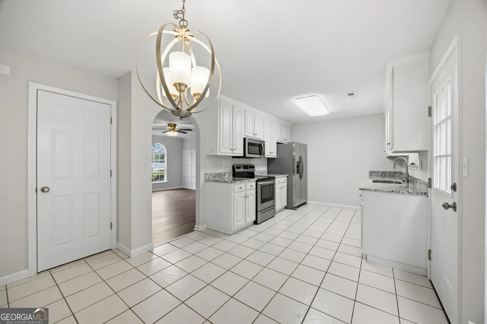 401 Live Oak LN Dalton, GA 30721