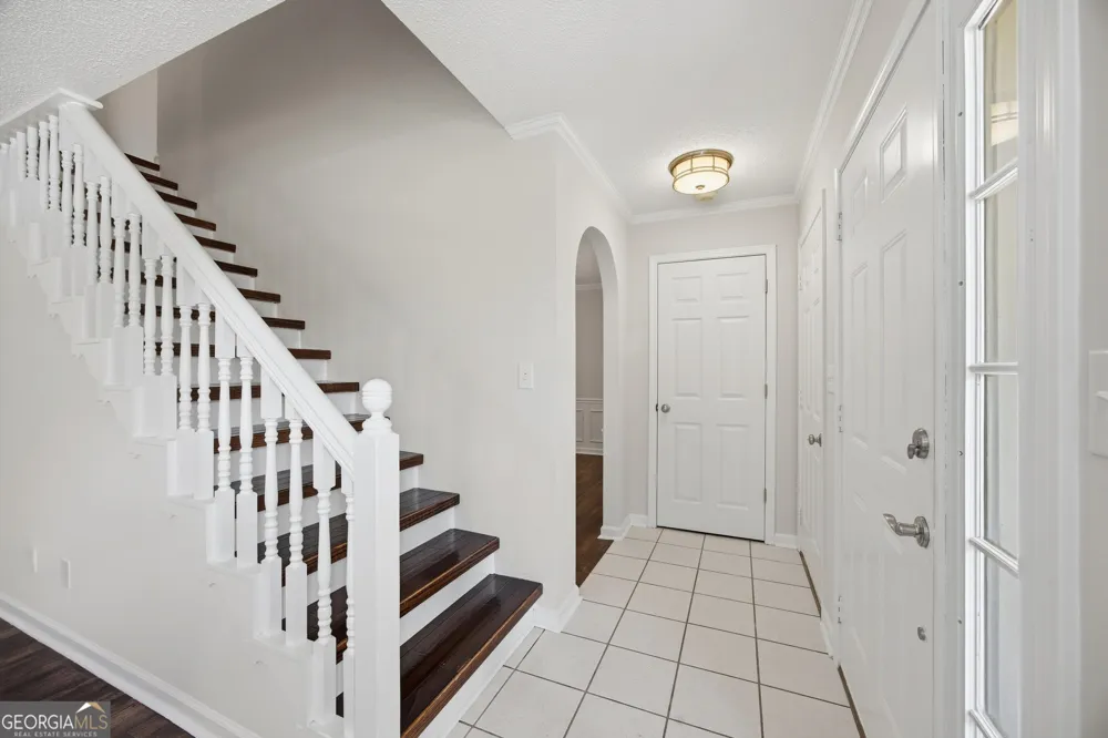 401 Live Oak LN Dalton, GA 30721