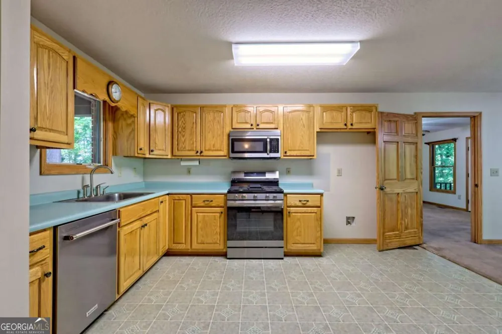 2204 Cedar Cliff RD Hiawassee, GA 30546