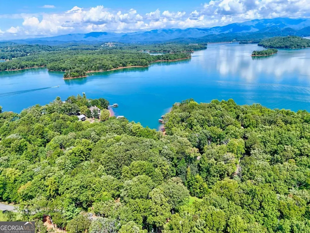 2204 Cedar Cliff RD Hiawassee, GA 30546