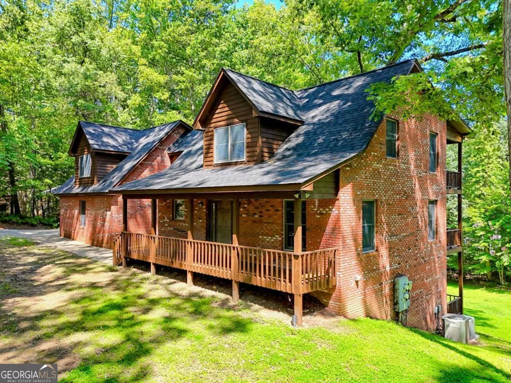 2204 Cedar Cliff RD Hiawassee, GA 30546