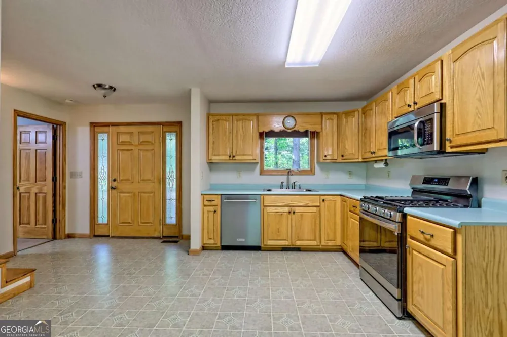 2204 Cedar Cliff RD Hiawassee, GA 30546