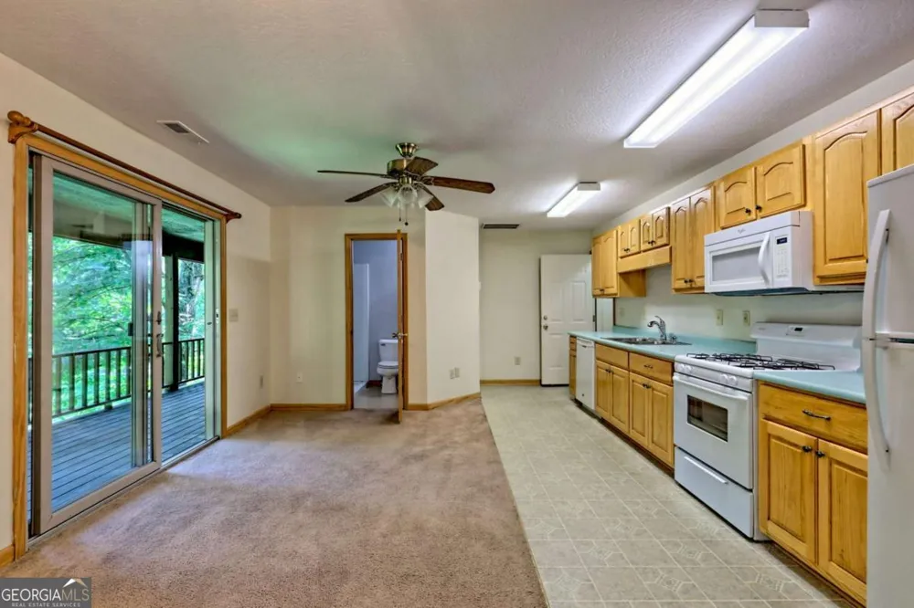 2204 Cedar Cliff RD Hiawassee, GA 30546